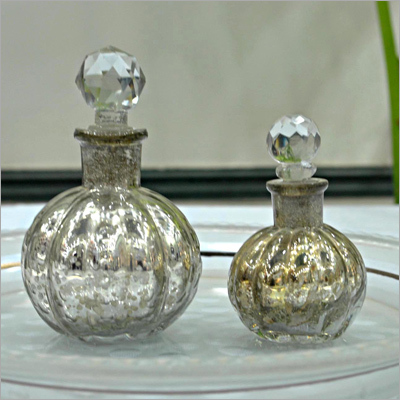 क्रिस्टल परफ्यूम बोतलें