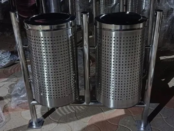 Pole Mounted Stainless Steel Twin Dustbin