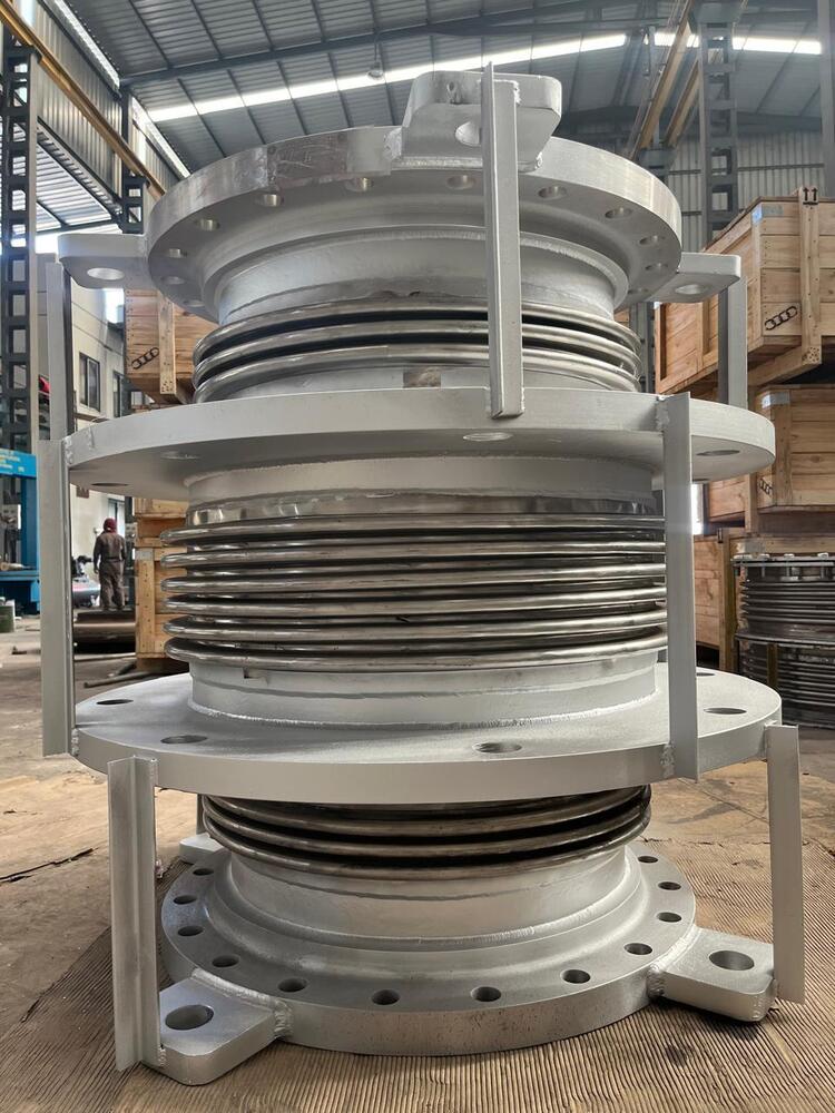 Inline Pressure Balance Expansion Bellows