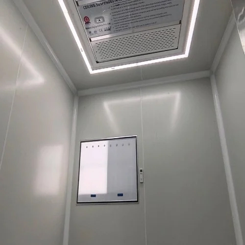 छत पर लटके हुए एयर हैंडलिंग यूनिट