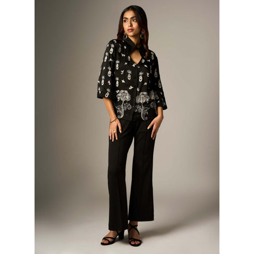 Lehr Black V Neck Shirt