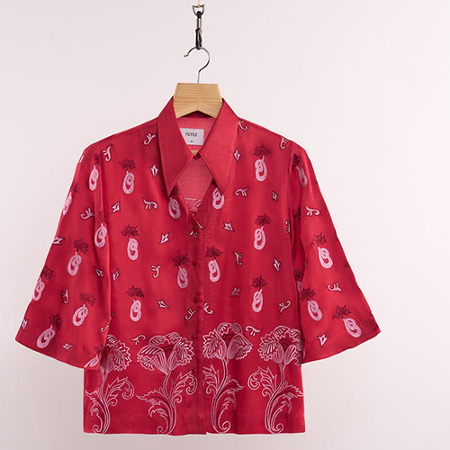 Lehr Fancy V Neck Shirt