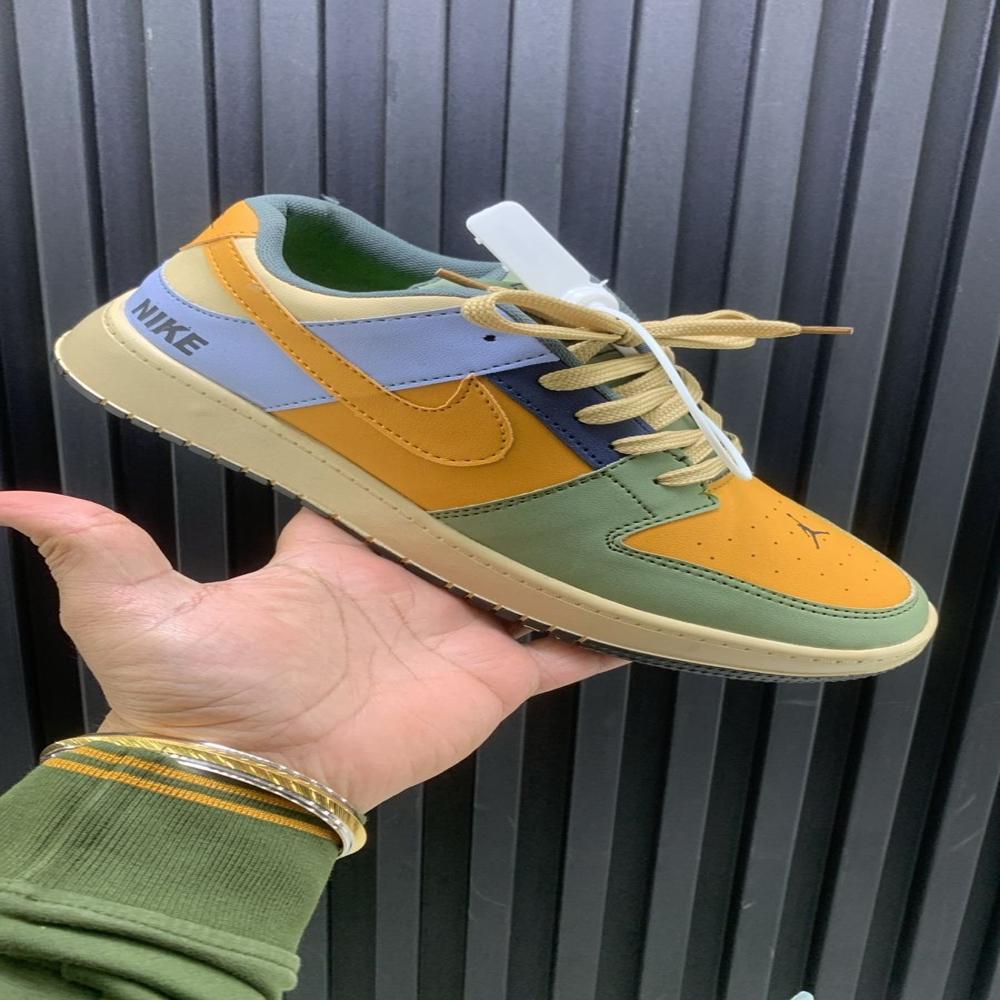 Sneaker Shoes - Mesh And Synthetic Upper, Standard Size, Green Color | Cushioned Insole, Padded Shaft, Water Resistant, Airmix Outsole For Traction