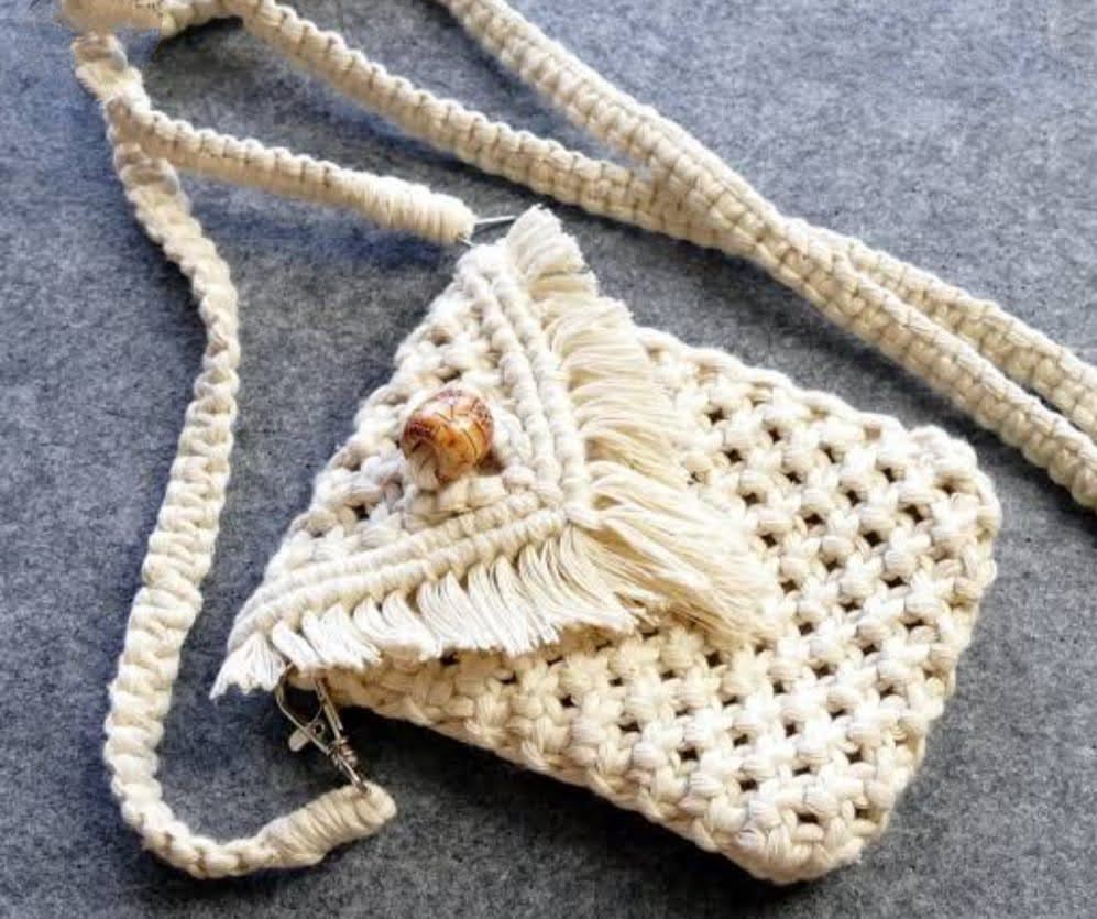 Mb102 (Macrame Bag) - Color: Brown