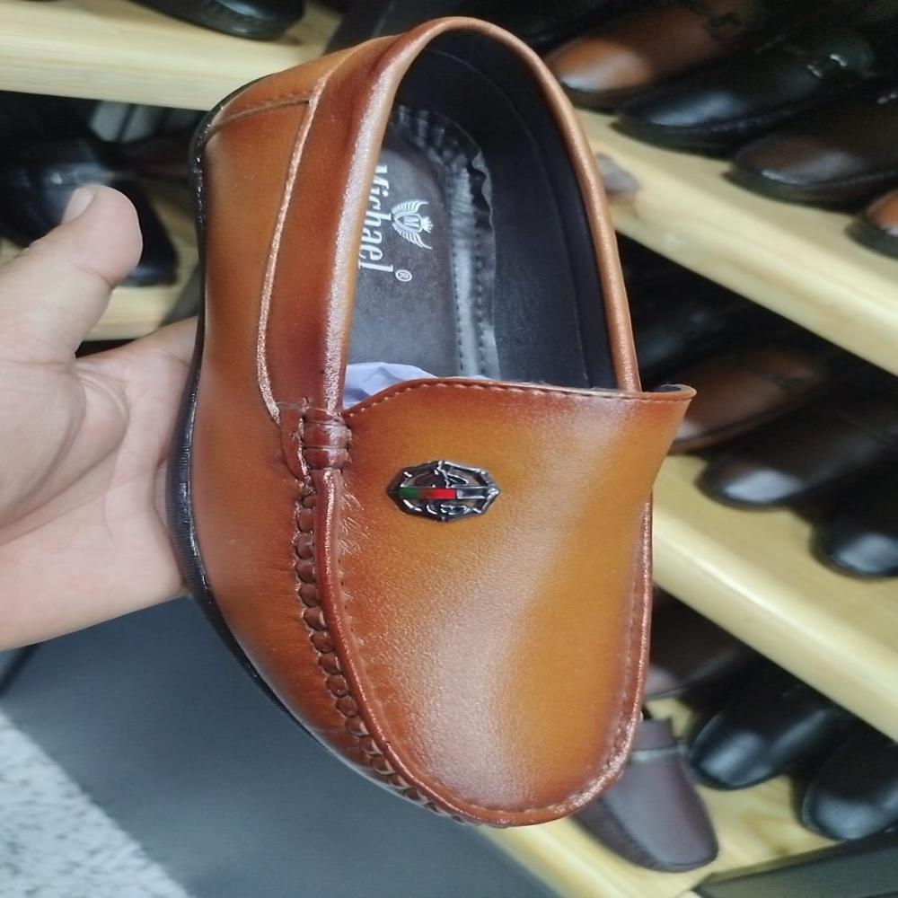 LOAFER SHOES 