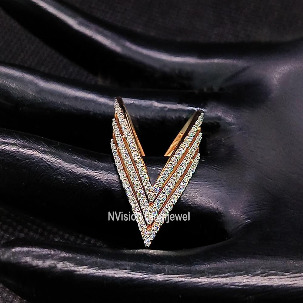 Vibe V Curve Natural Diamond Ring  Bold Elegance in Every Angle
