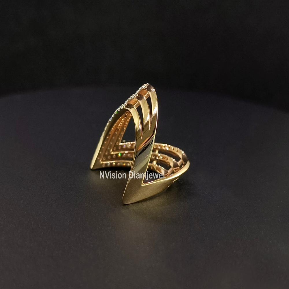 Vibe V Curve Natural Diamond Ring  Bold Elegance in Every Angle