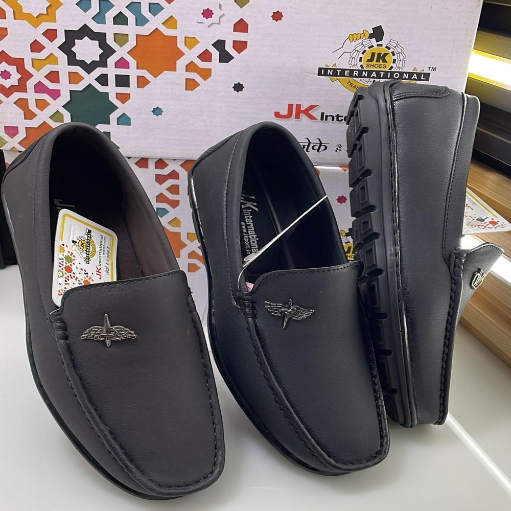 LOAFER SHOES 