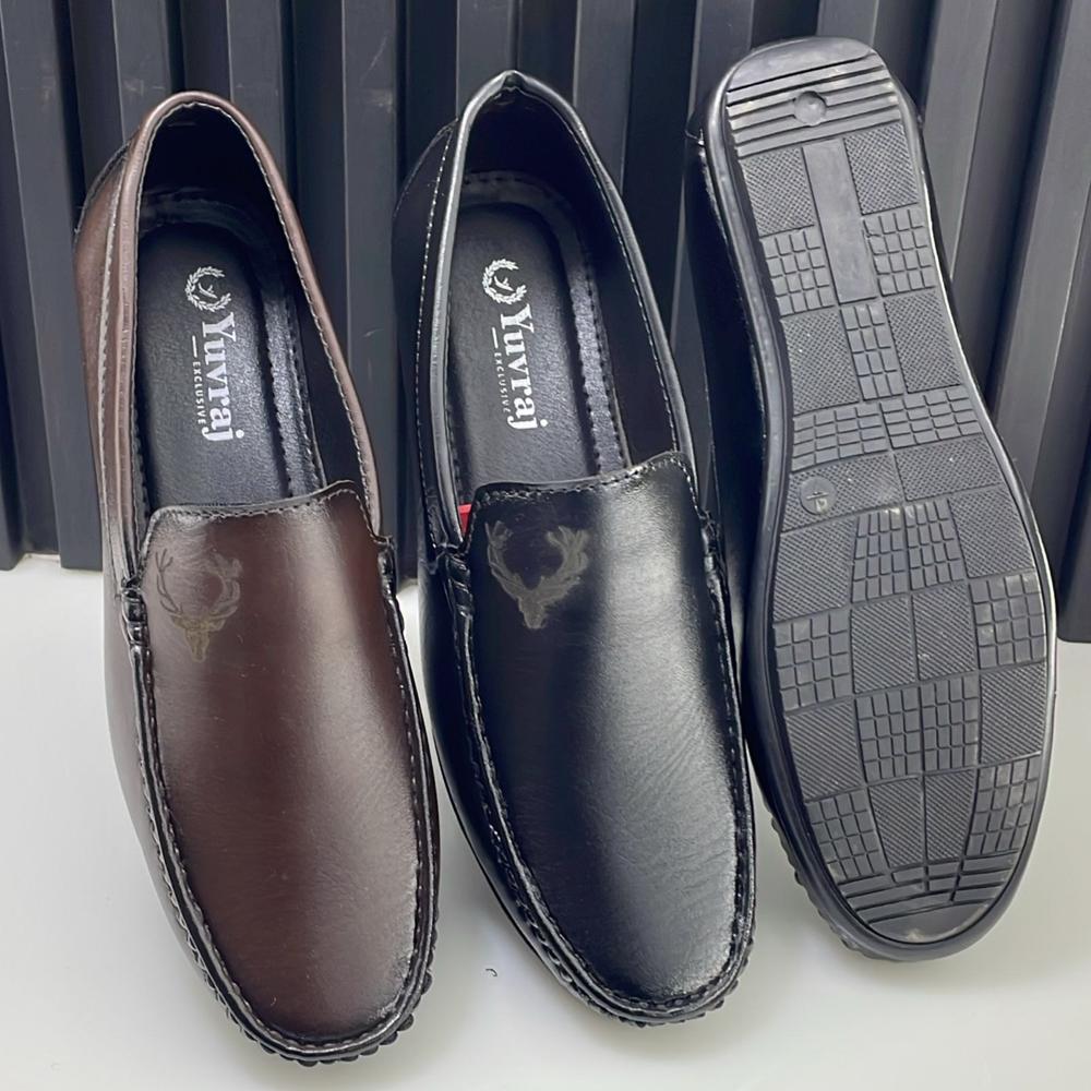 Loafer Shoes - Color: Black & Brown