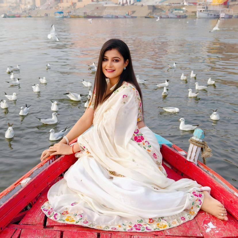 Printed Saree - Color: White