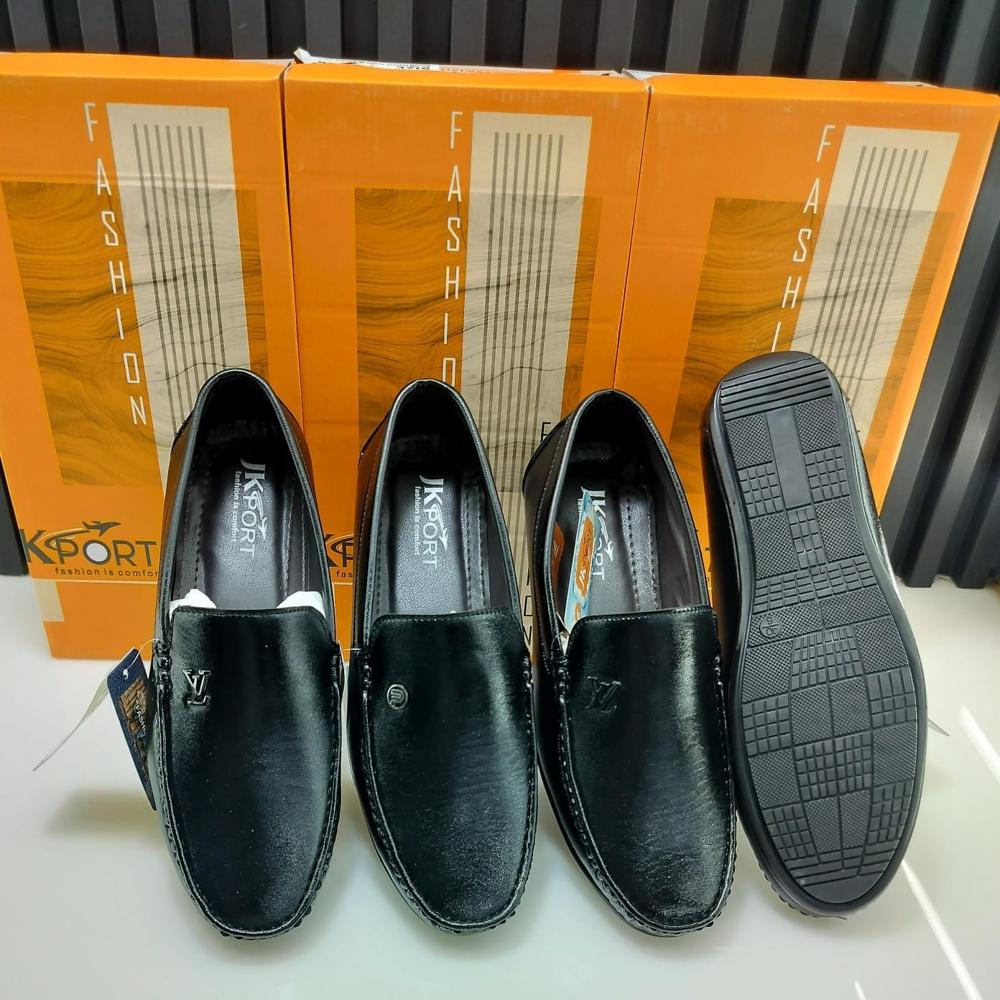 LOAFER SHOES 