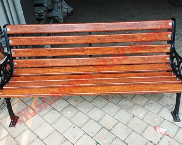 Cast Iron Leg Garden Bench