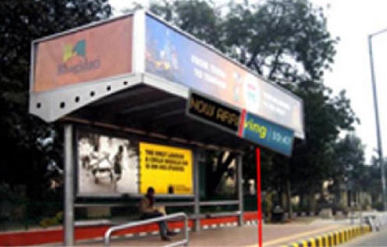 Stainless Steel Bus Shelter - Stainless Steel, Rectangle Shape, Customized Color | Durable Metal Frame, Polished Finish, Led Illumination