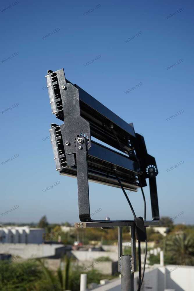 Veltrox 500w Led Lens Flood Light - Application: Small Stadiums