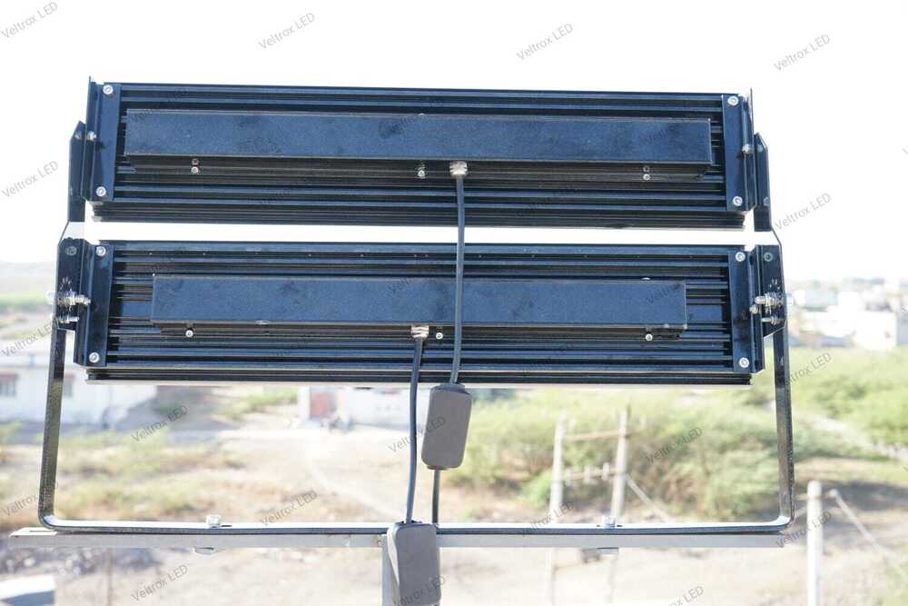 Veltrox 500w Led Lens Flood Light - Application: Small Stadiums
