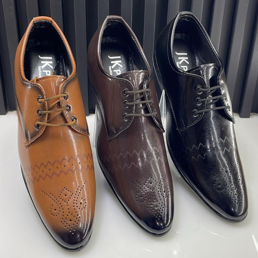 Formal Shoes - Color: Multicolour