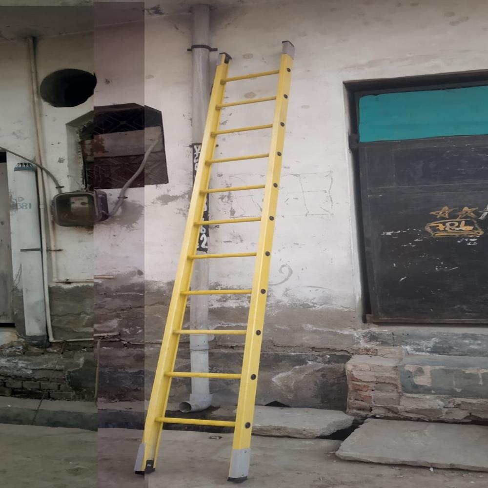 FRP Strat Ladder