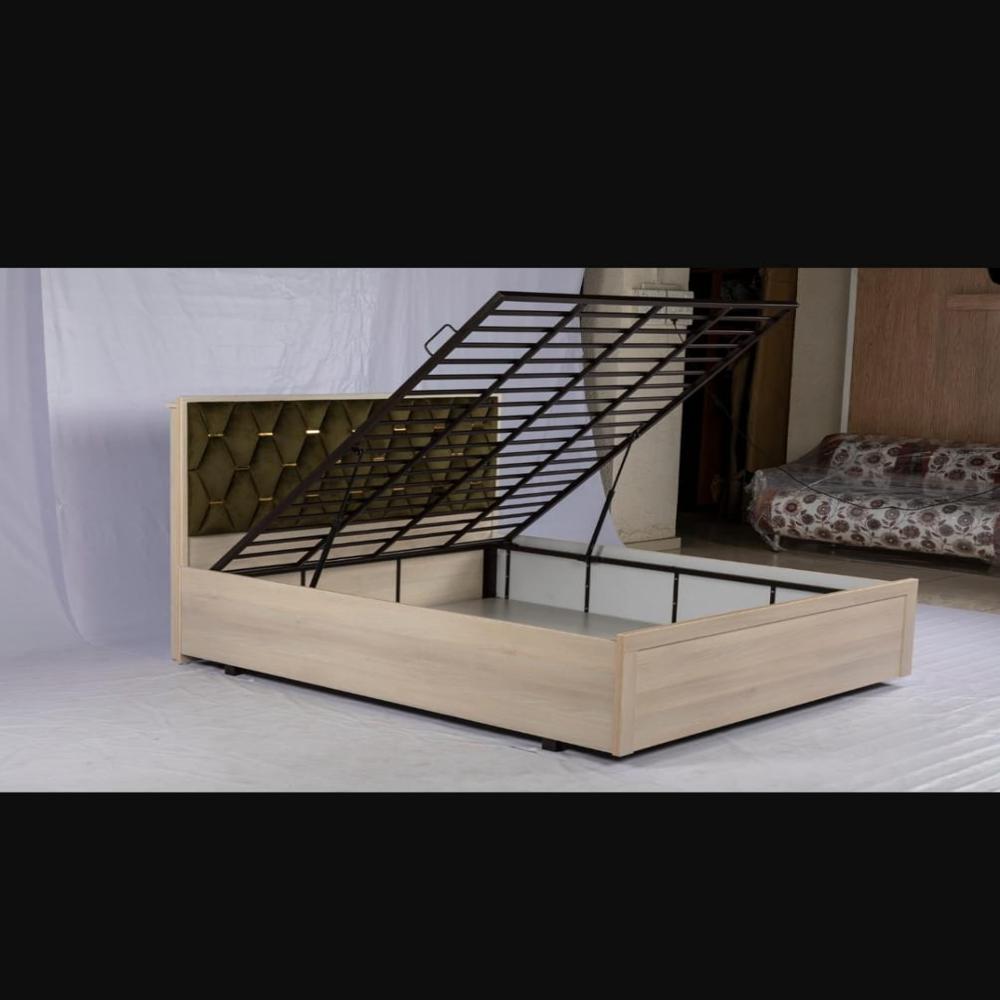 OM WOODS DB 752 6*5 WOODEN BED 