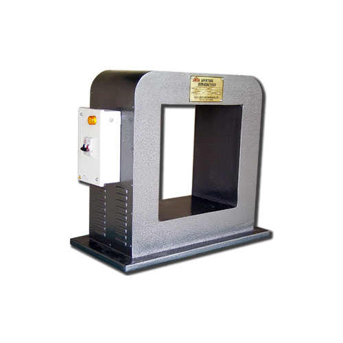 Window Type Demagnetizer - Application: Industrial