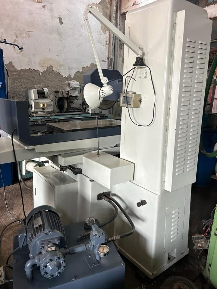 C&y Surface Grinder Machine - General Use: Industrial