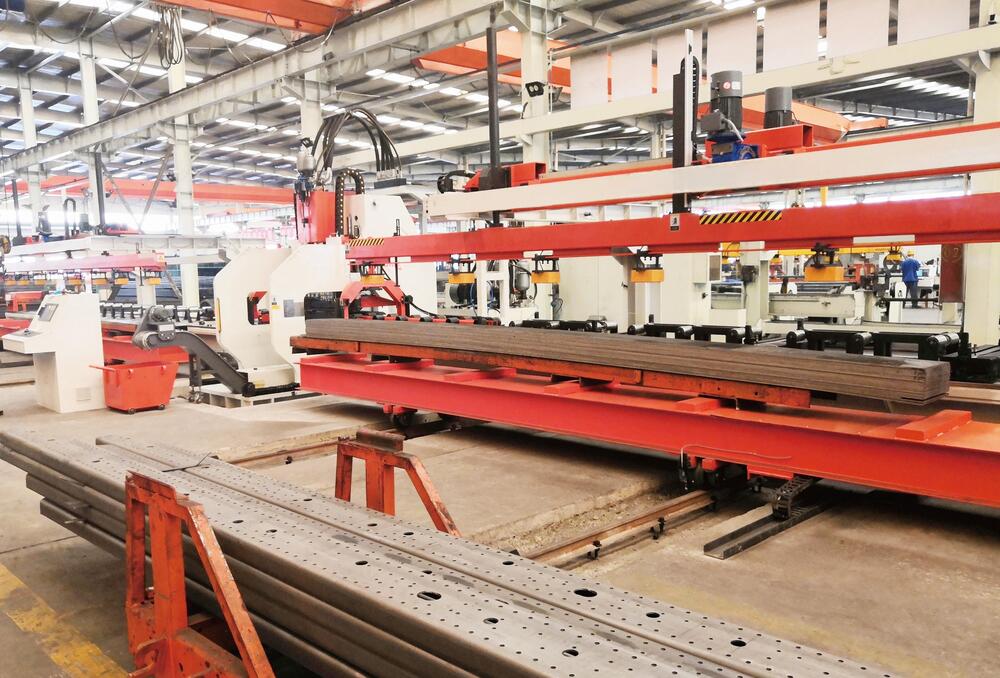 3 Axes Automatic Loading and Unloading Device Automobile Truck Beam Plate CNC Punching Machine
