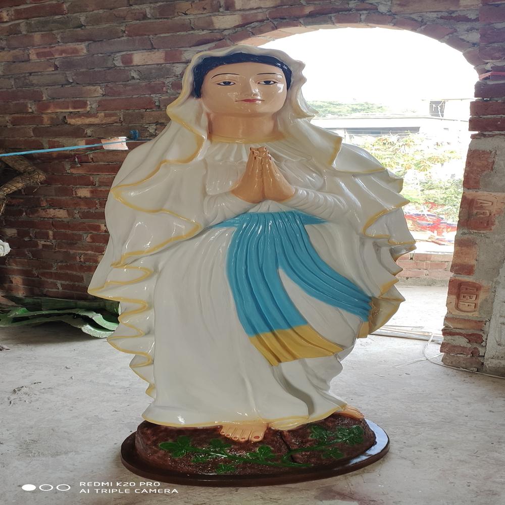 Mother Mary Statue