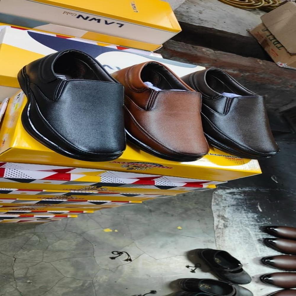 Formal Shoes - Genuine Leather, Standard Size, Black Color | Comfortable Cushion, Non-slippery Tpr Sole, Lightweight Design, Ideal For Office & Outdoor