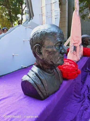 Frp Bust Sardar Vallabhbhai Patel - Color: Black