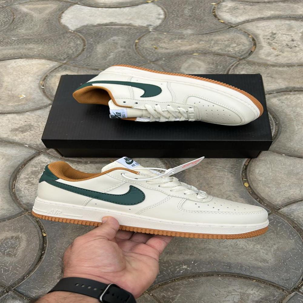 Nike airforce green tick