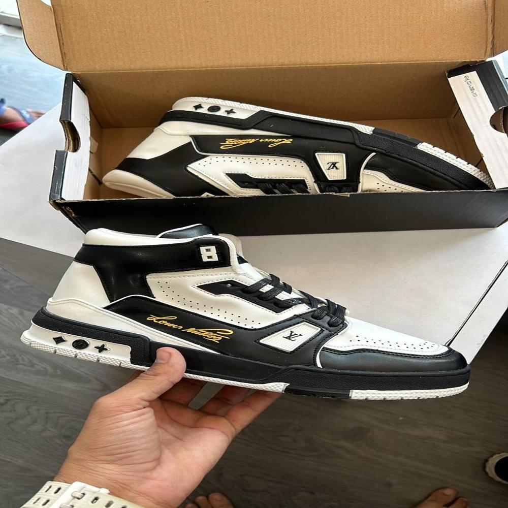 Lv Trainer Sneaker Mehroon - Color: Maroon