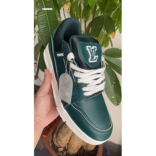 Lv Trainer Green - Design: Plain