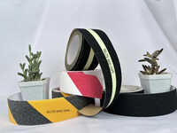 Anti Slip Tape Roll Adhesive Floor - Color: Yellow Black