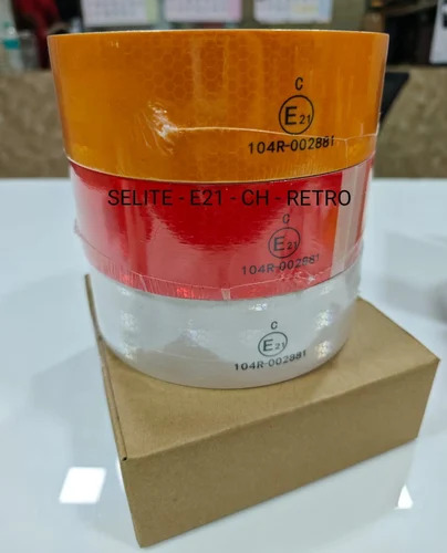 E21 रेट्रो रिफ्लेक्टिव टेप्स