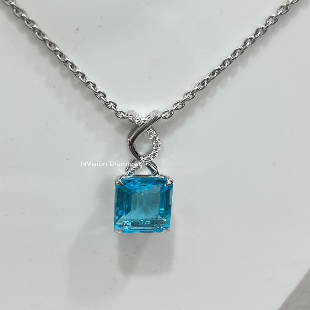 White Gold Twilight Chic Blue Radiance Chain Pendant