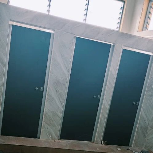 Elegance TD Series Tiolet Cubicles