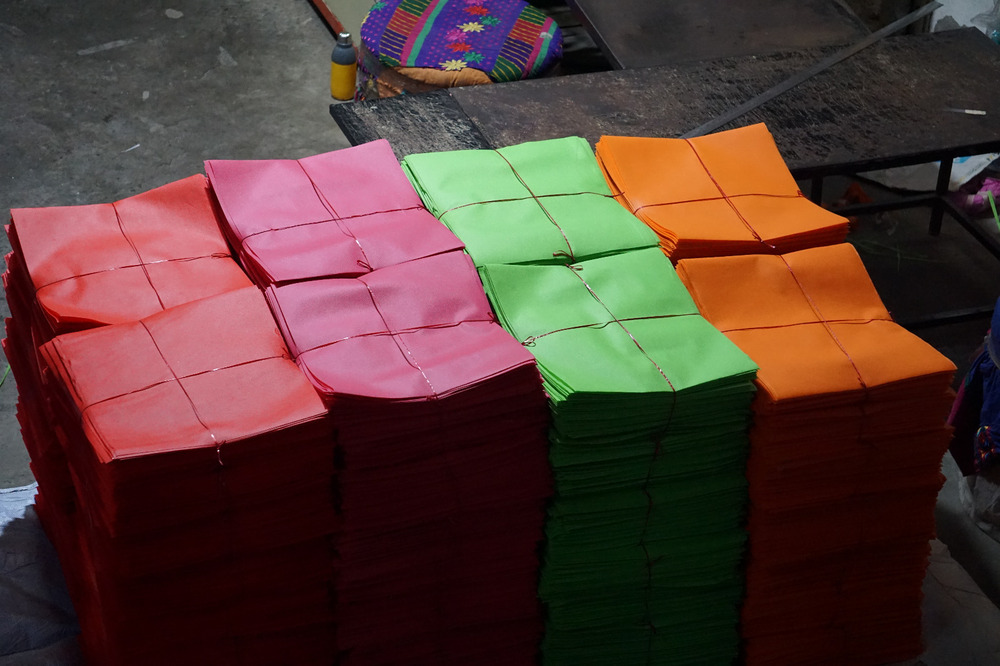 Plain Non Woven Fabric