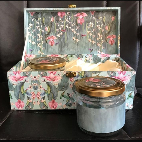Hamper Box with 2 Jars
