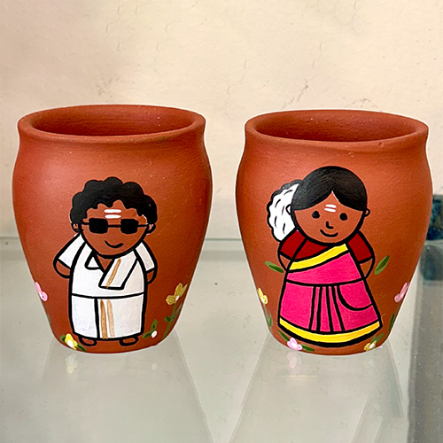 Set Of 2 Terracota Mugs With Hand Painted Caricature - Color: Brown