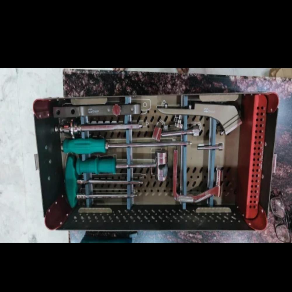 Interlocking Tibia Nail