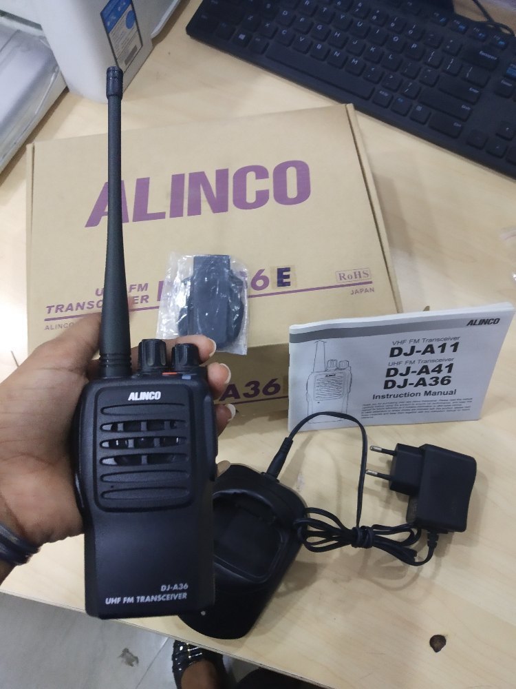 Alinco DJ 36 WalkieTalkie