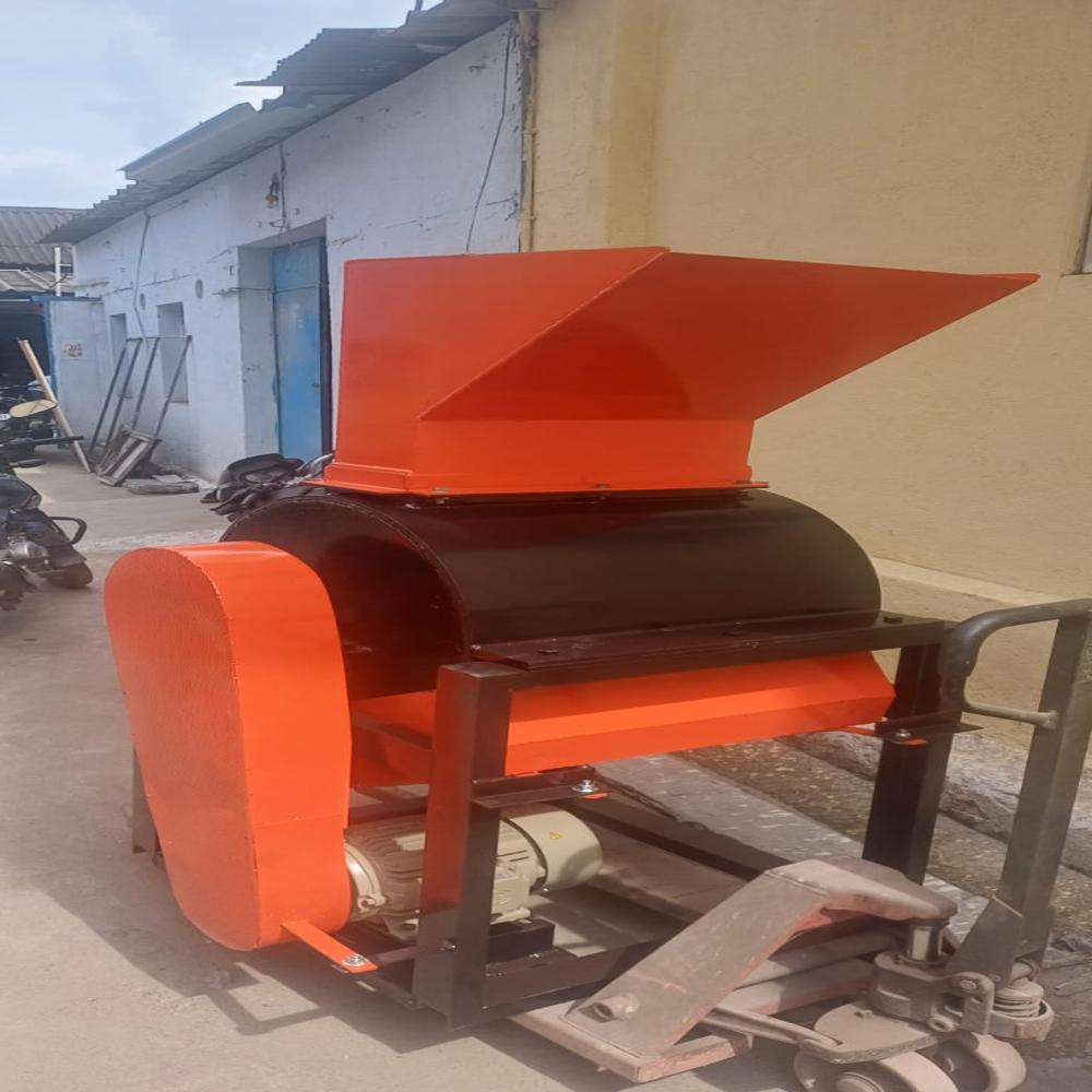 Soil Crushing Machine - Color: Yellow