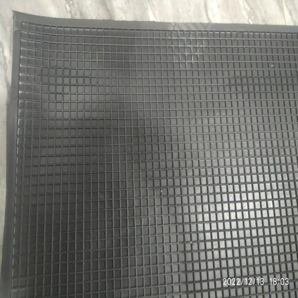 Checkered Rubber Sheet.