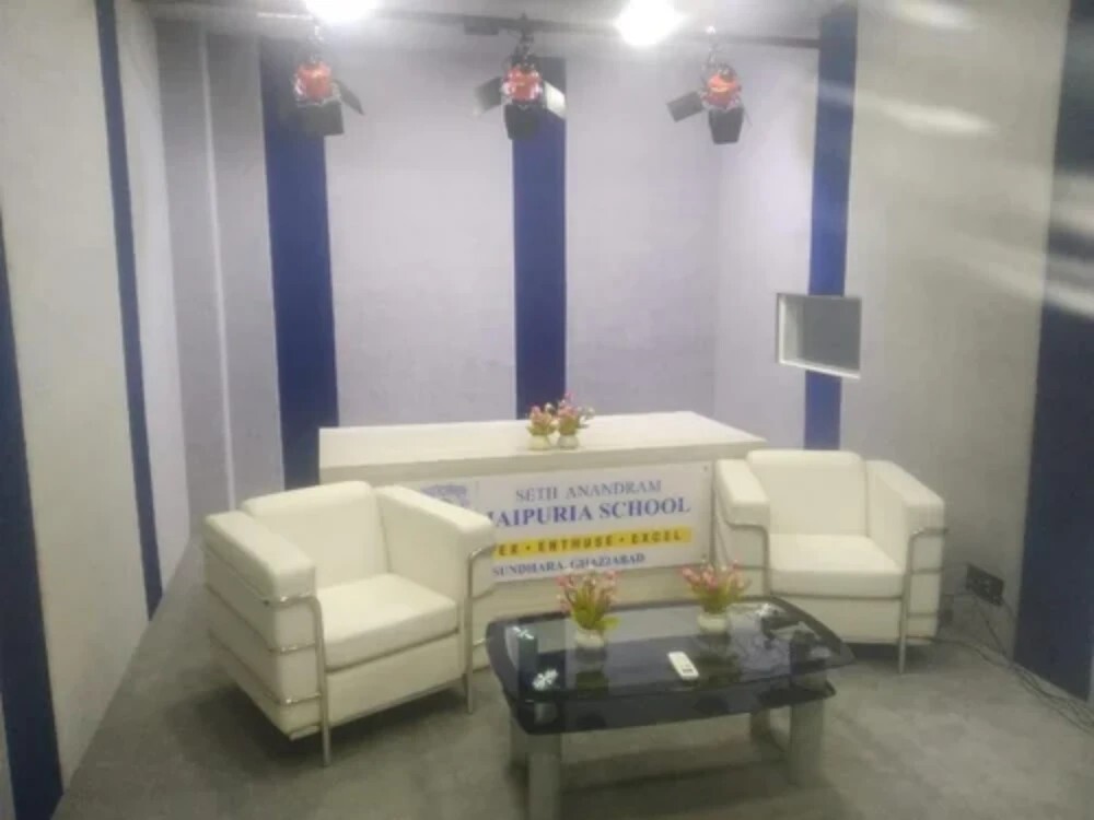 Studio Interior Design Service