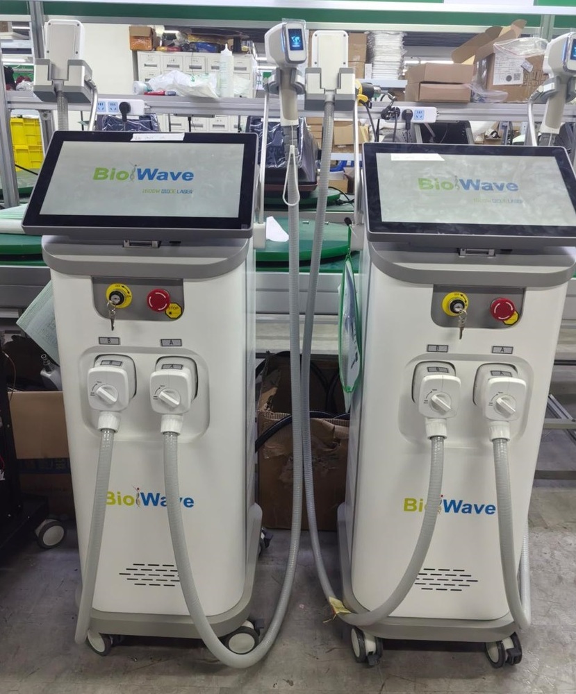 Biowave 1600W Diode laser with Changeable Cooling tips