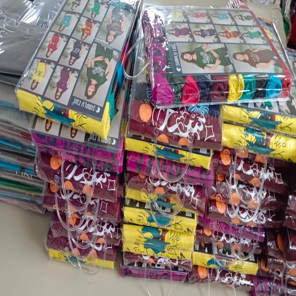 Basic Half Sleeve Ladies T-shirt - Bust Size: 23 Centimeter (Cm)