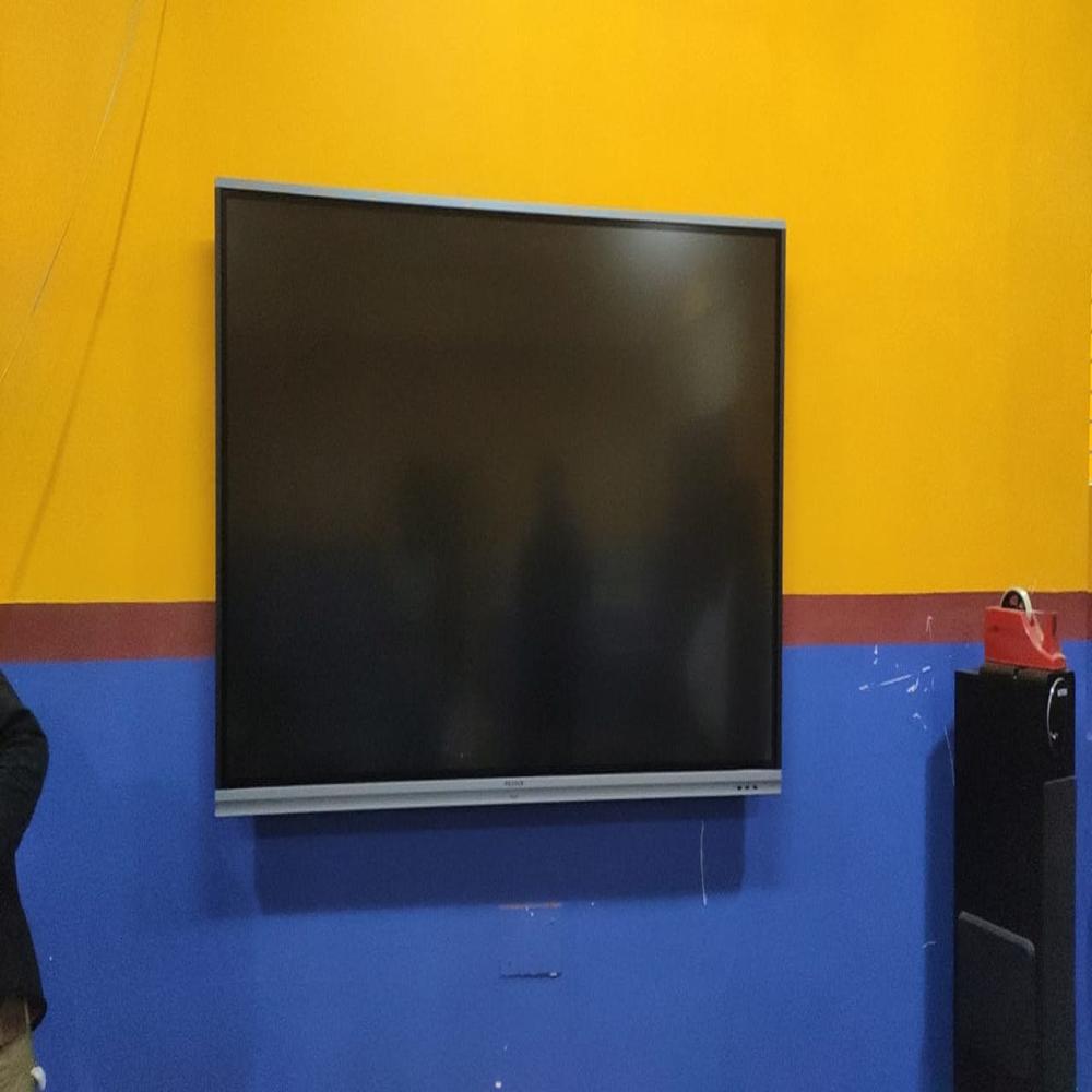 85 Inch Maxhub Interactive Display - Advantage: Highly Detailed And Accurate