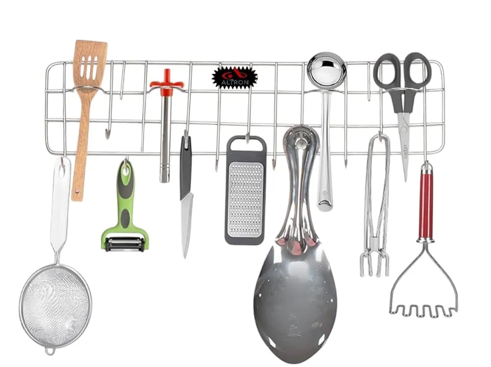 Spatulas and spoons stand