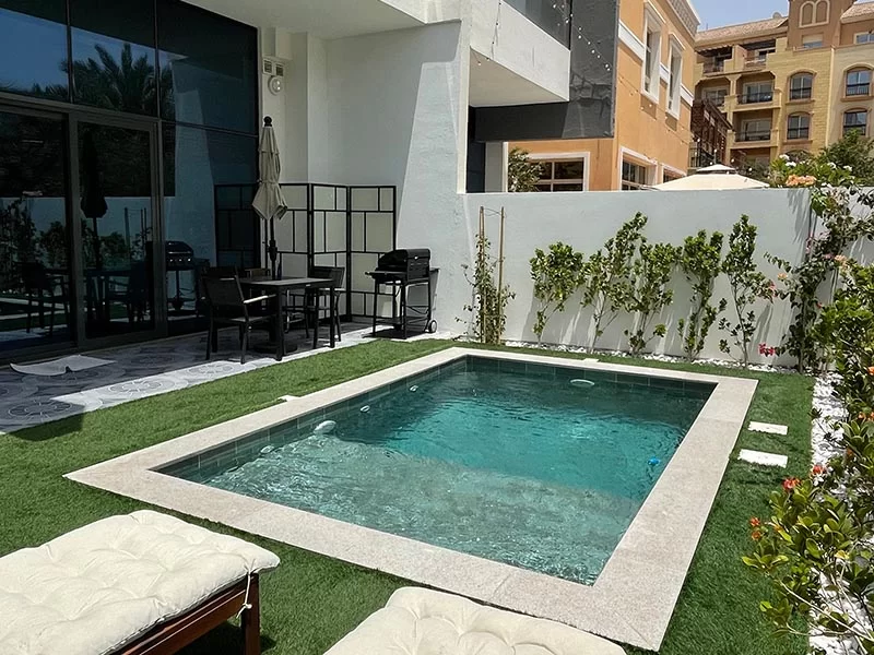 swimming pool manufacturer