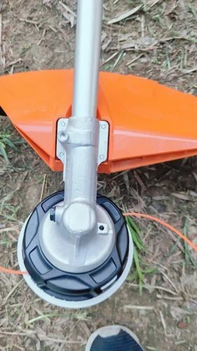 Stihl Brush Cutter Fs 250 - Dimension (L*w*h): L 182 Centimeter (Cm)