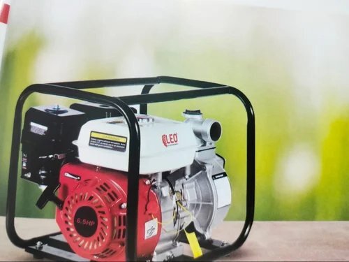 Petrol Engine Water Pump - Mild Steel, Submersible, 50 Hertz, 220 Volt | Medium Pressure, Electric Power For Industrial Water Use